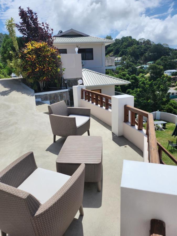 Maison L'Horizon De Quincey Village Esterno foto